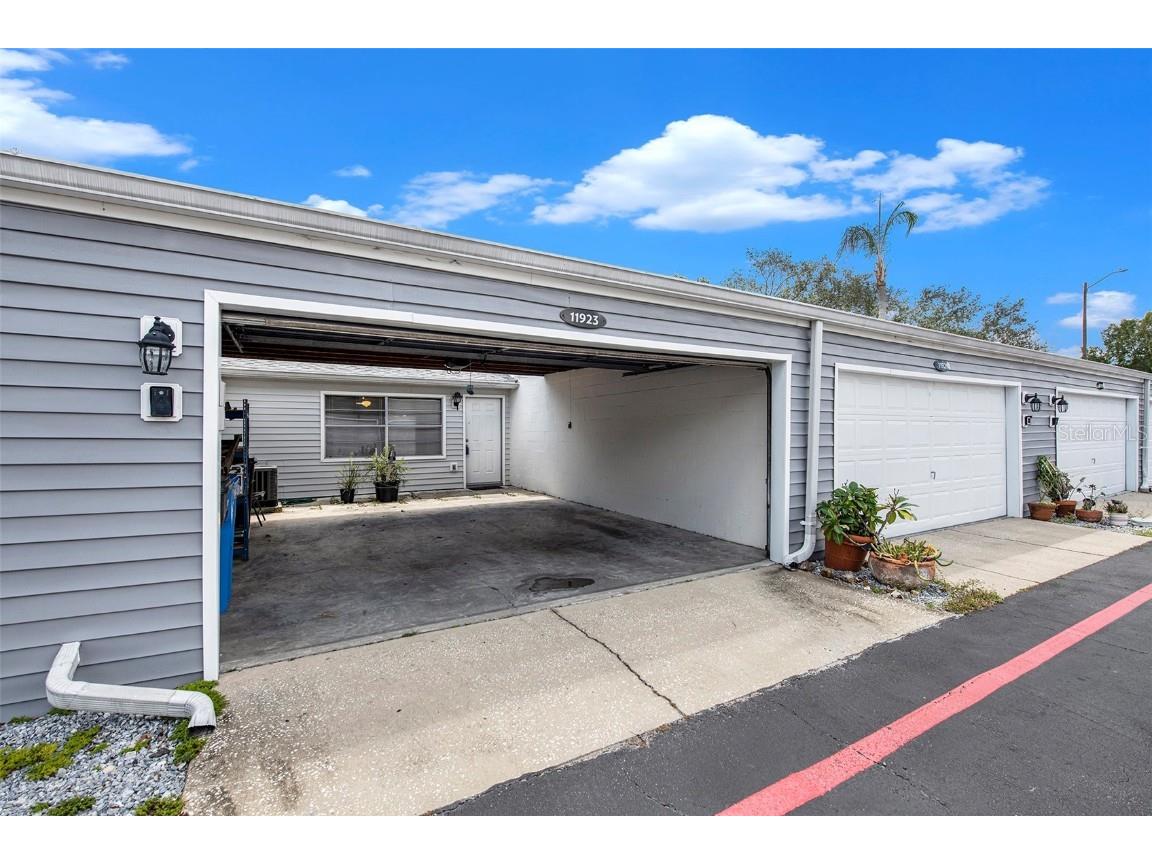 11923 Dietz Drive #8 Tampa FL 33626 U8203316 image1