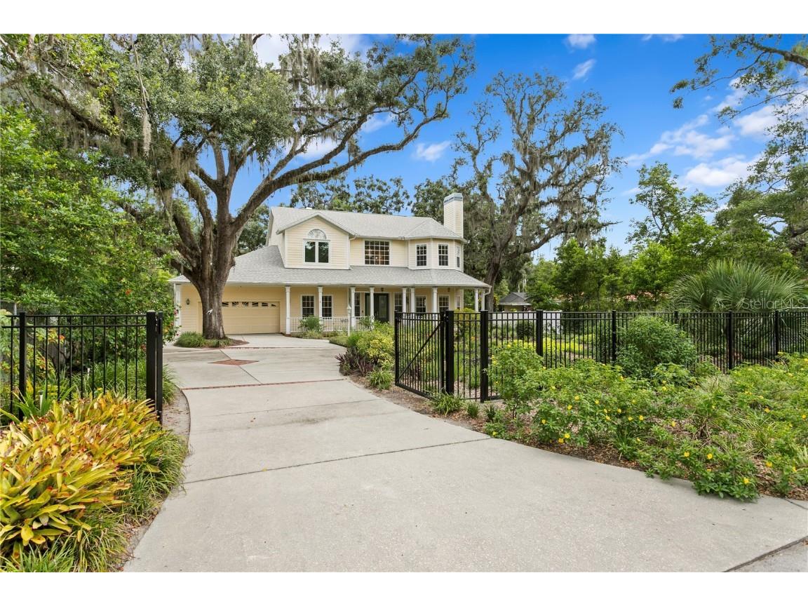 11923 Riverhills Drive Temple Terrace FL 33617 - HILLSBOROUGH RIVER TB8402045 image1