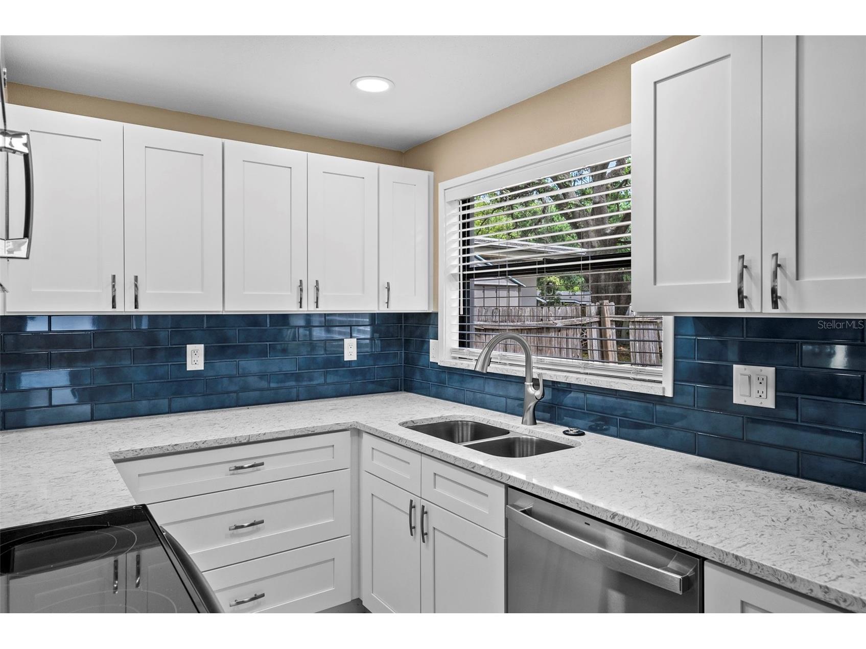 1193 & 1195 Bass Boulevard Dunedin FL 34698 TB8491866 image3