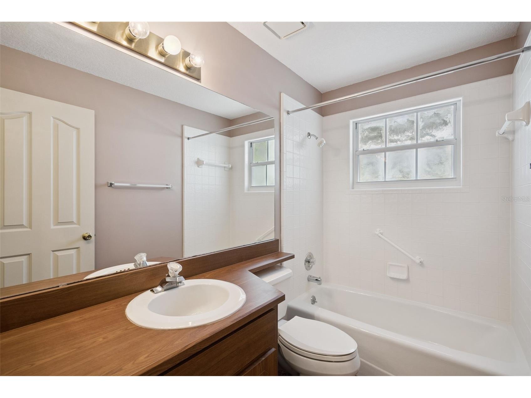 1193 Glen Falls Road Deland FL 32720 V4948347 image17