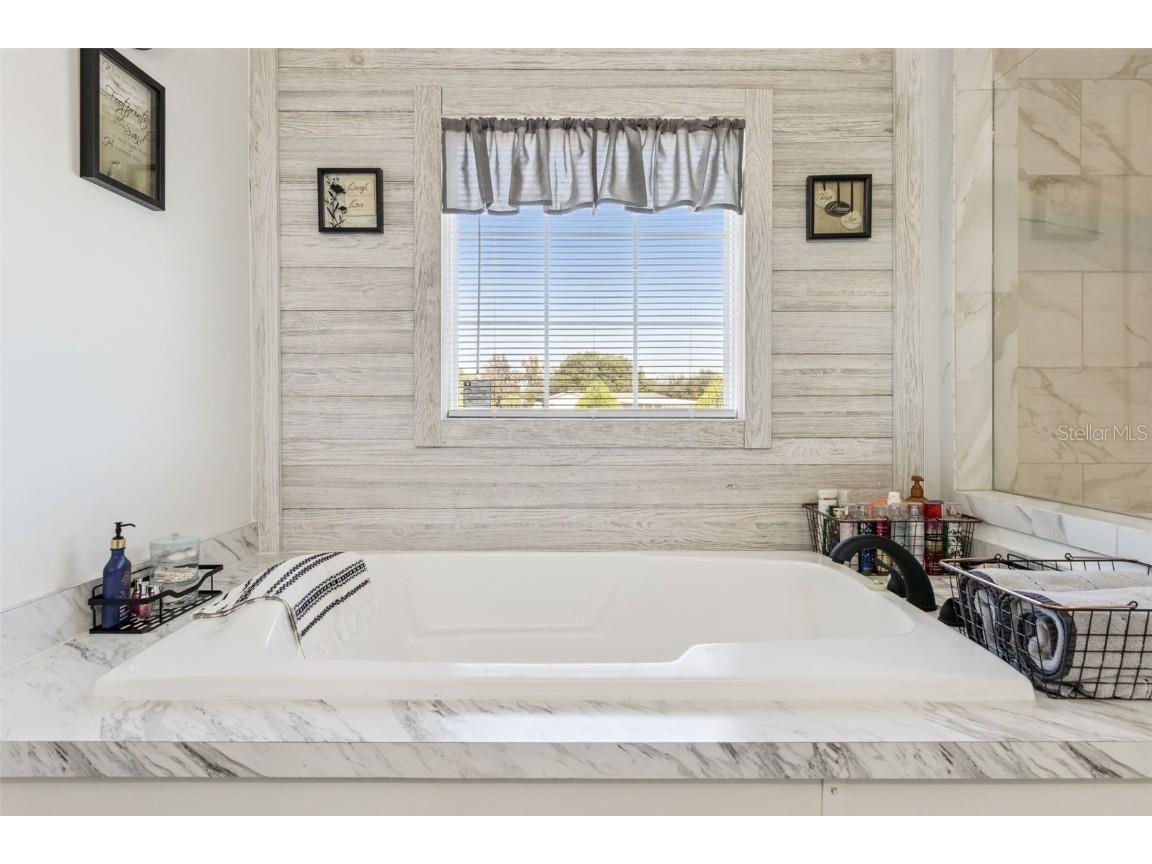 1193 NW 12th Lane Lake Panasoffkee FL 33538 G5104469 image25