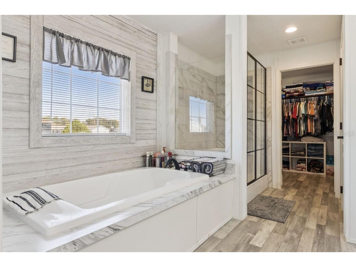 1193 NW 12th Lane Lake Panasoffkee FL 33538 G5104469 image26