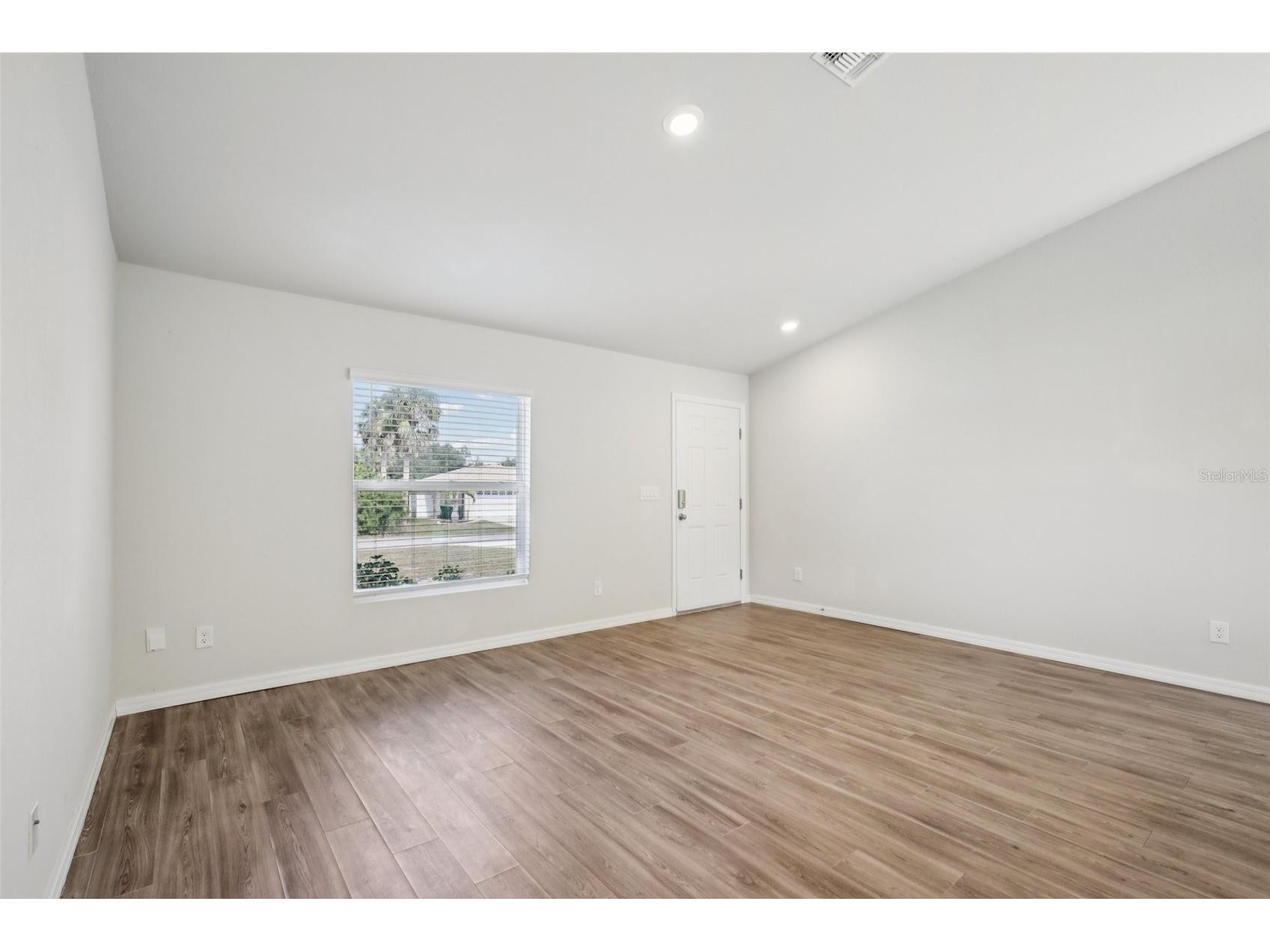 1193 NW Victoria Avenue Port Charlotte FL 33948 A4679174 image4