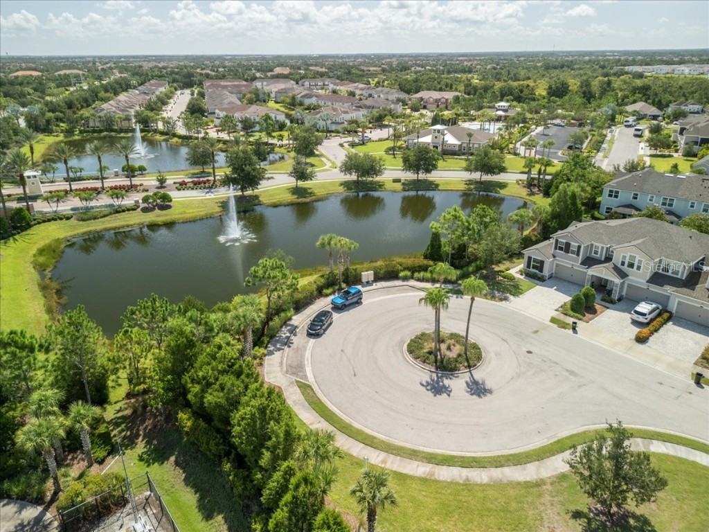 11934 Meadowgate Place Lakewood Ranch FL 34211 A4660460 image3