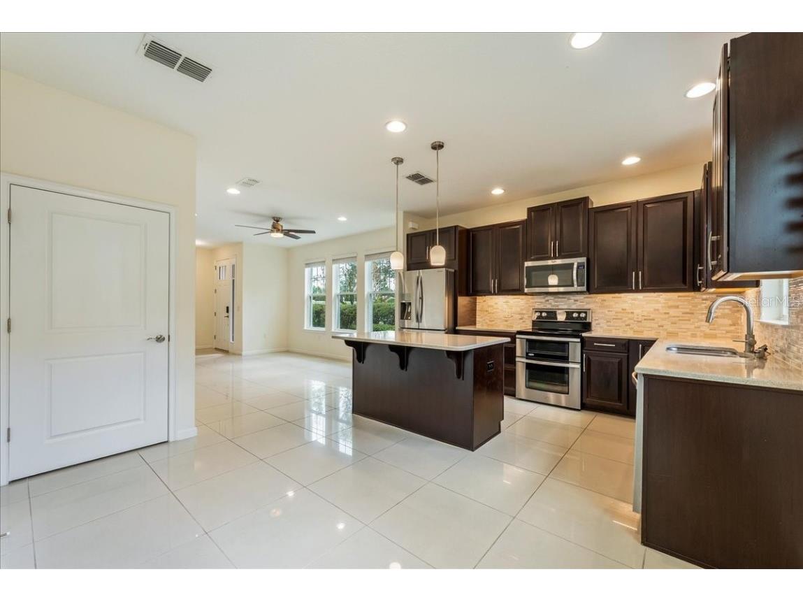 11934 Meadowgate Place Lakewood Ranch FL 34211 A4660460 image6