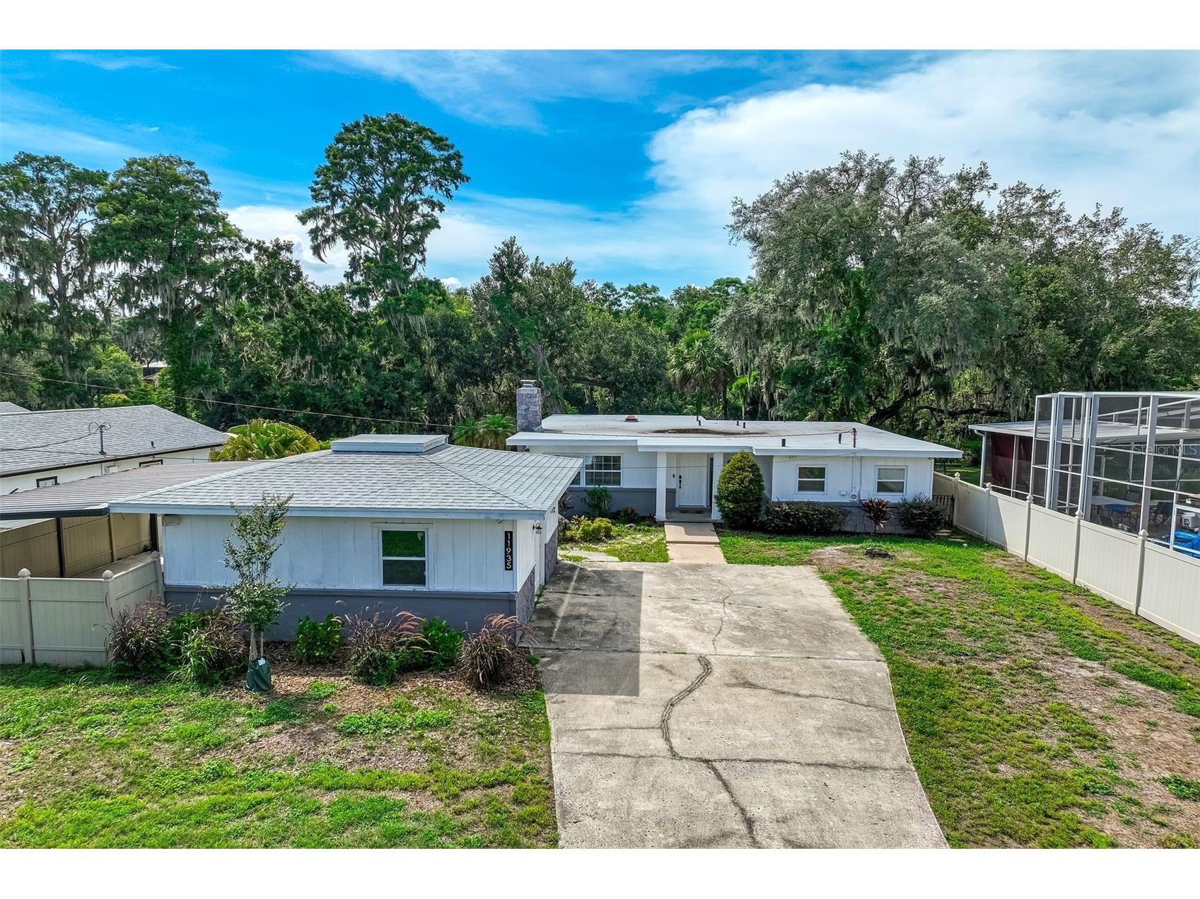 11935 Riverhills Drive Tampa FL 33617 TB8519795 image29