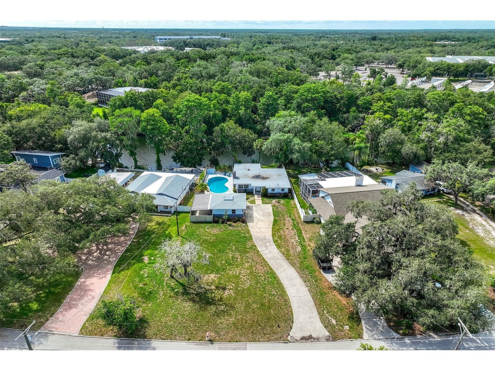11935 Riverhills Drive Tampa FL 33617 TB8519795 image30