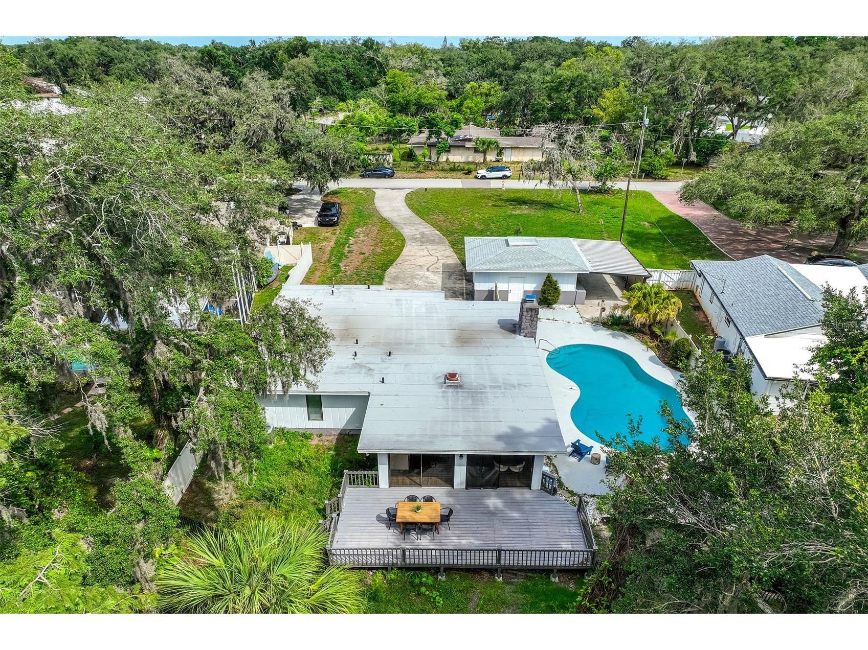 11935 Riverhills Drive Tampa FL 33617 TB8519795 image32