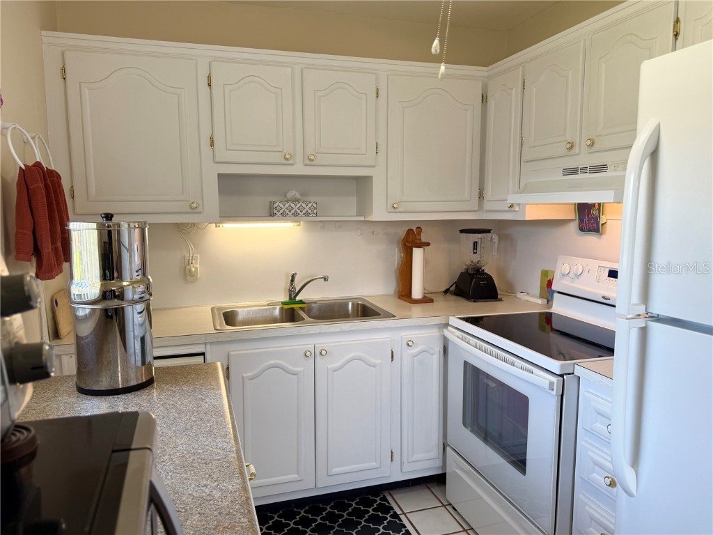 11937 Bayonet Lane New Port Richey FL 34654 W7878681 image2