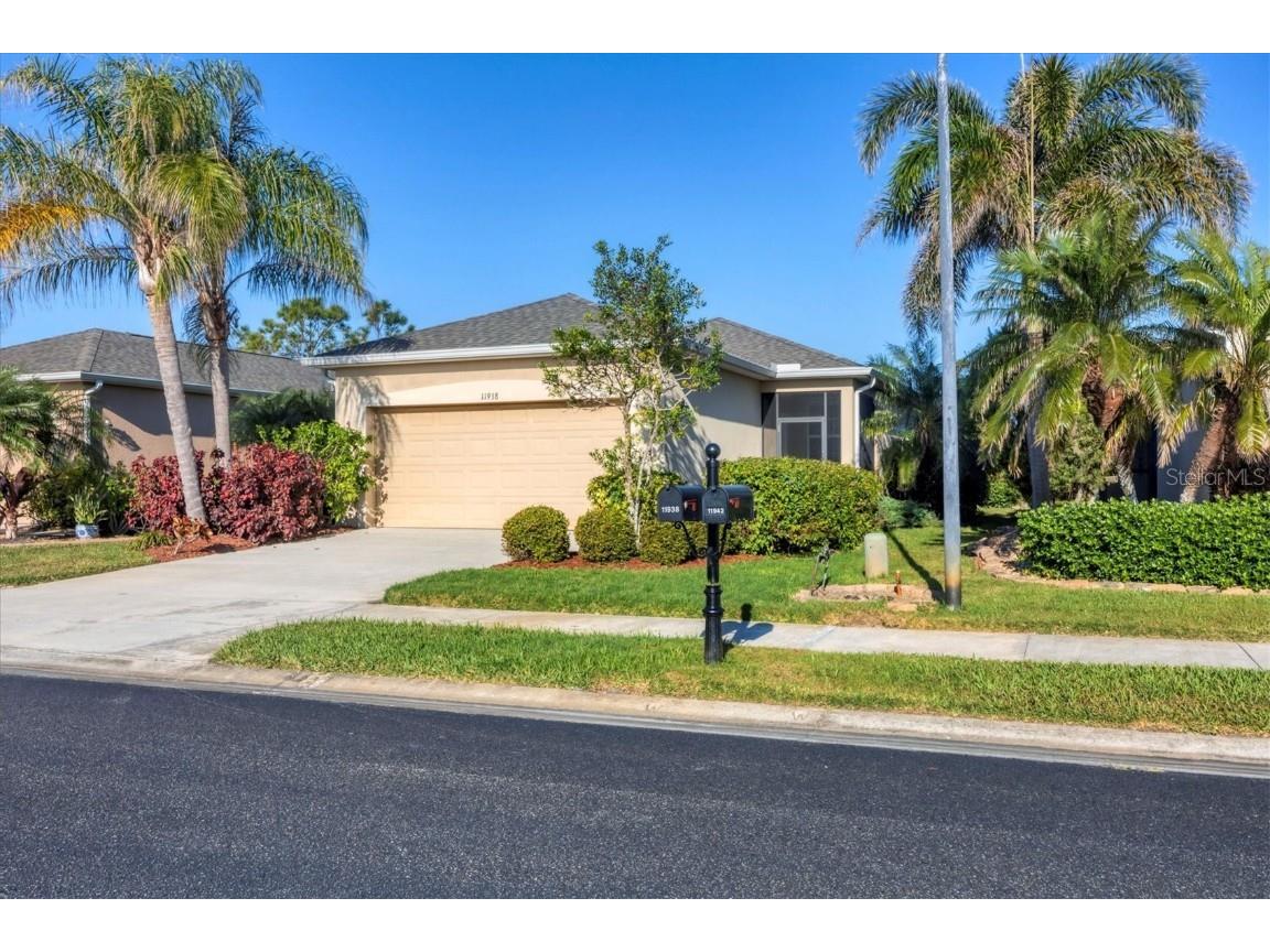 11938 Tempest Harbor Loop Venice FL 34292 A4638090 image1