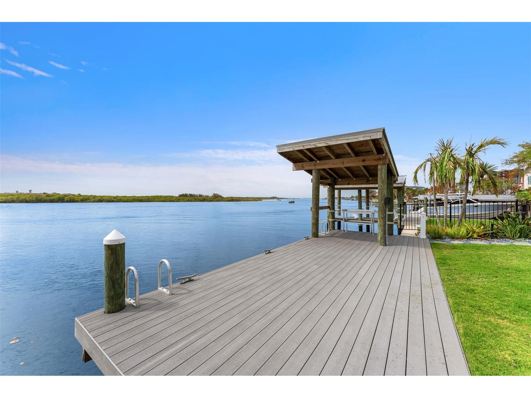 1194 N Peninsula Avenue New Smyrna Beach FL 32169 O6393010 image40