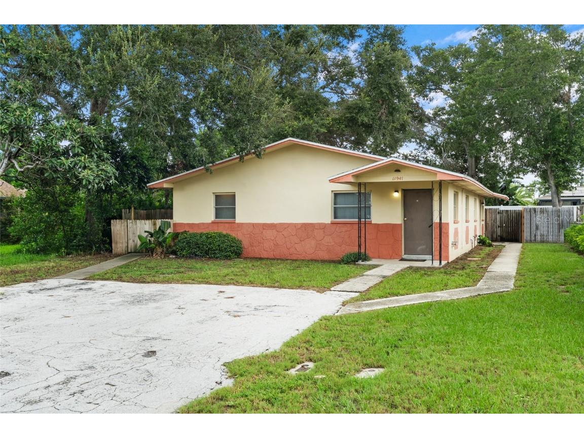 11941 144th Street Largo FL 33774 L4955576 image1