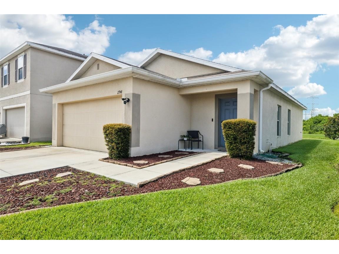 11941 Grand Kempston Drive Gibsonton FL 33534 T3542364 image1