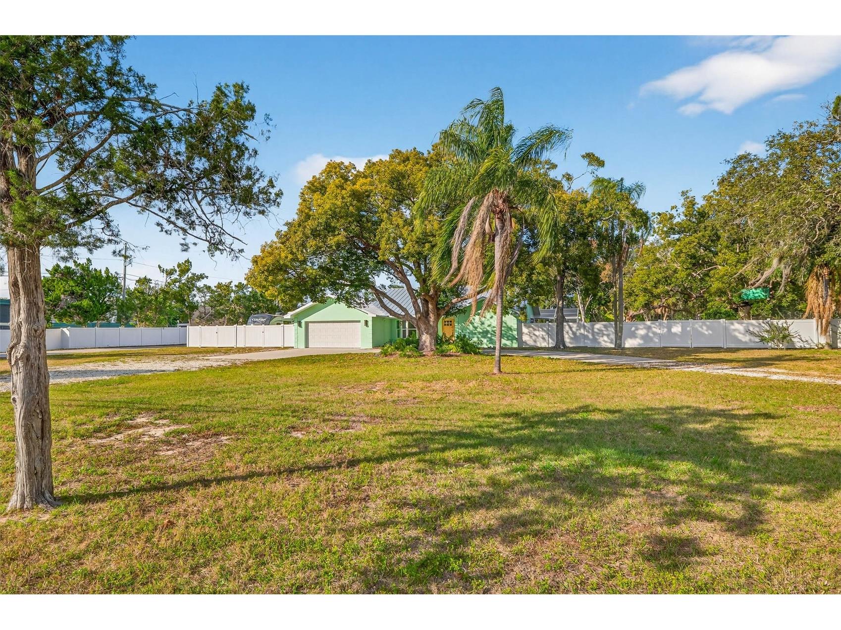 11945 74th Avenue Seminole FL 33772 TB8468437 image3