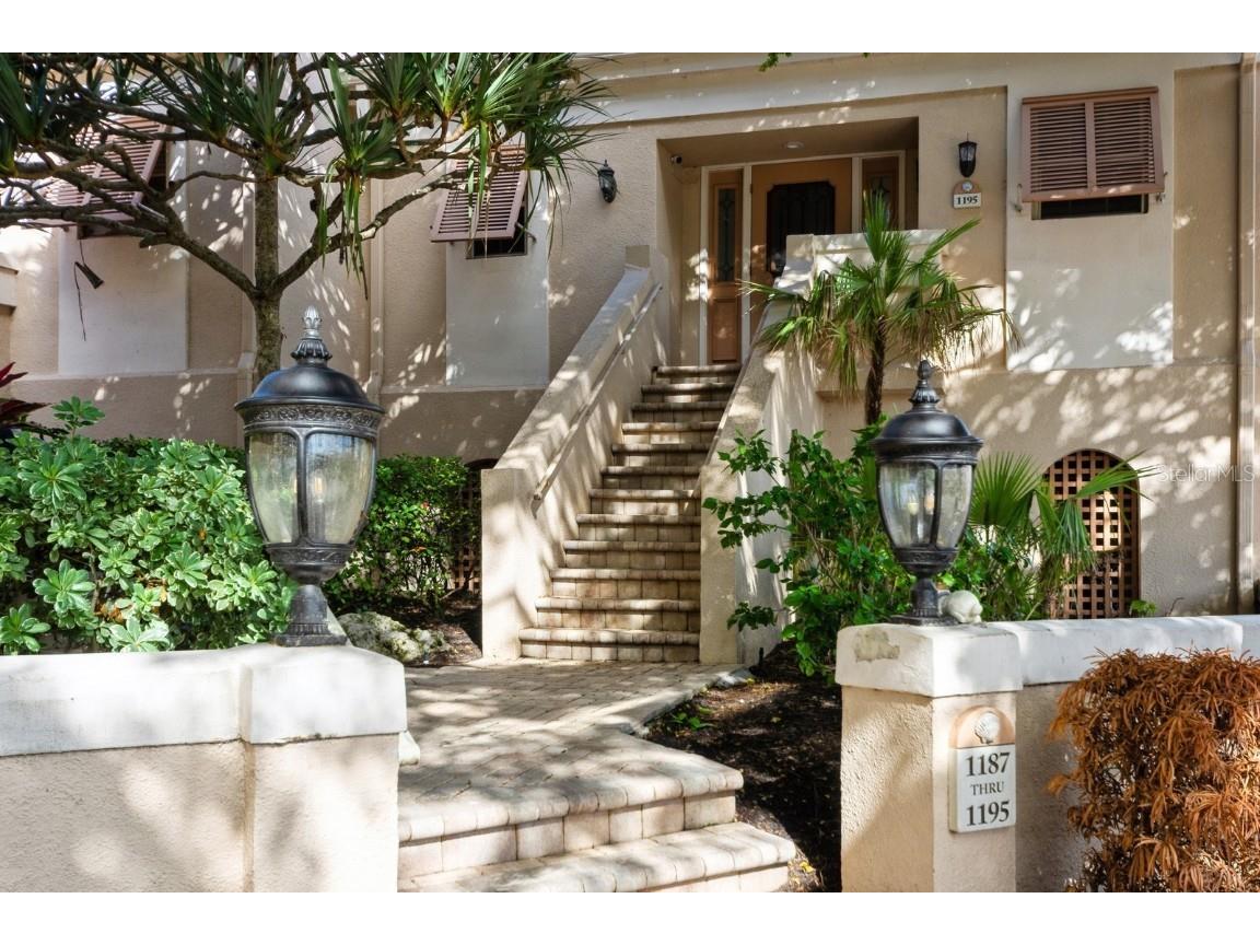 1195 Coquille Street #309 Sarasota FL 34242 A4673343 image2