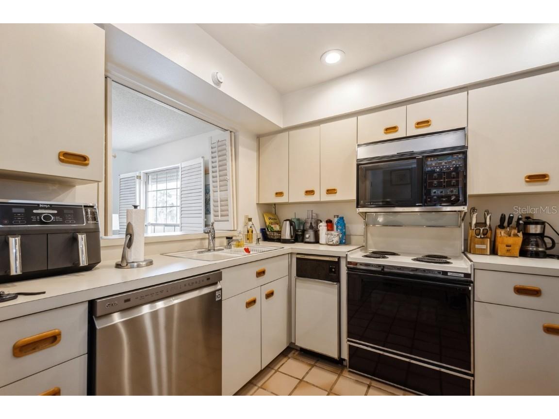 1195 Coquille Street #309 Sarasota FL 34242 A4673343 image9