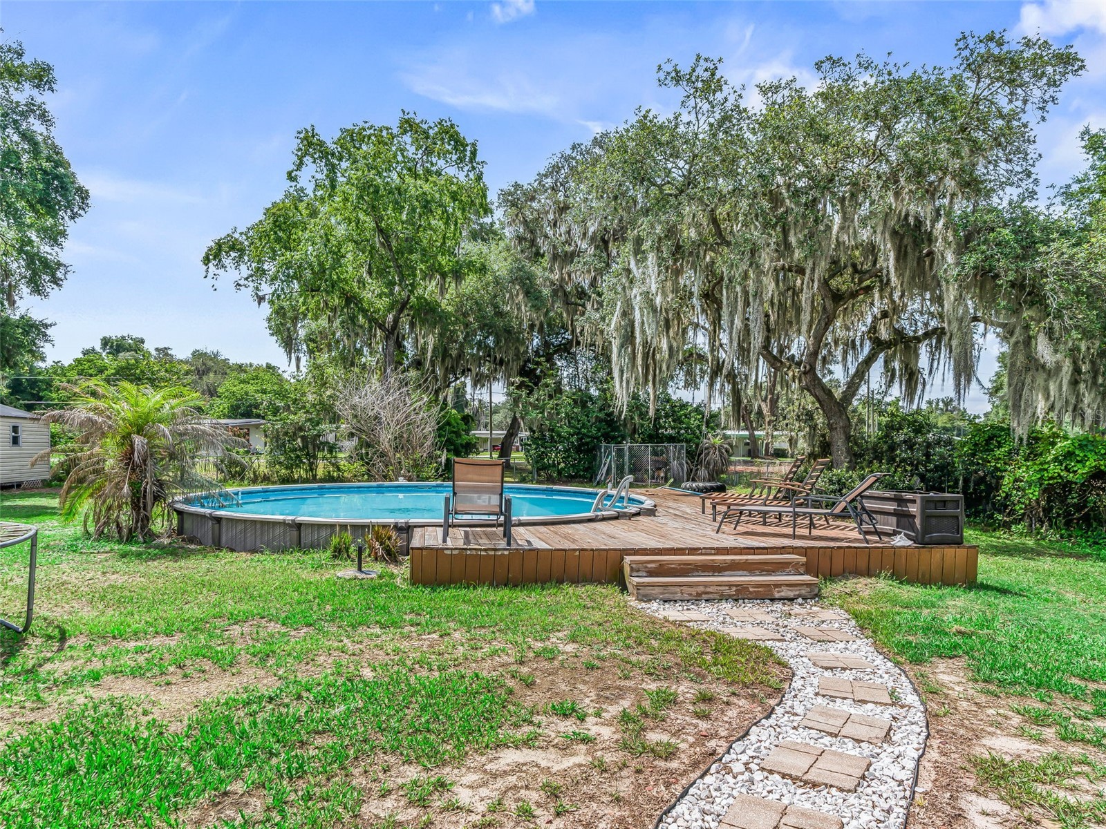 1195 Cr 441 Lake Panasoffkee FL 33538 TB8515840 image30