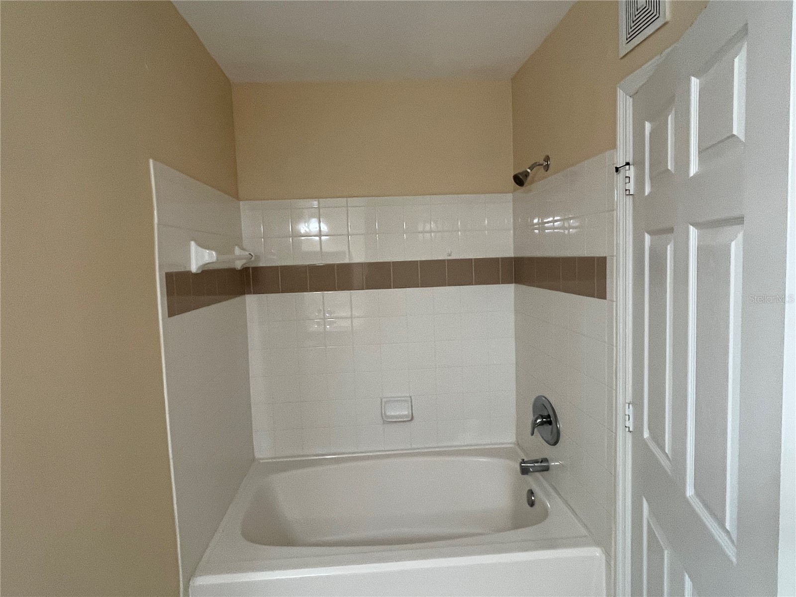 1195 Villagio Circle #102 Sarasota FL 34237 A4688837 image11