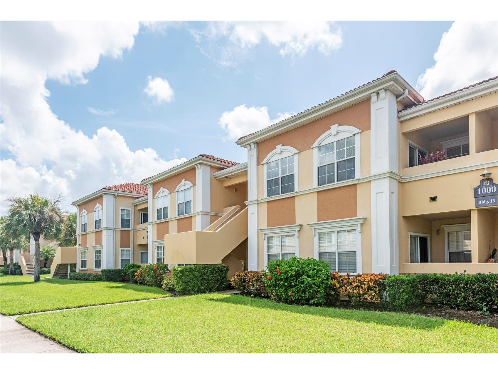 1195 Villagio Circle #102 Sarasota FL 34237 A4688837 image2