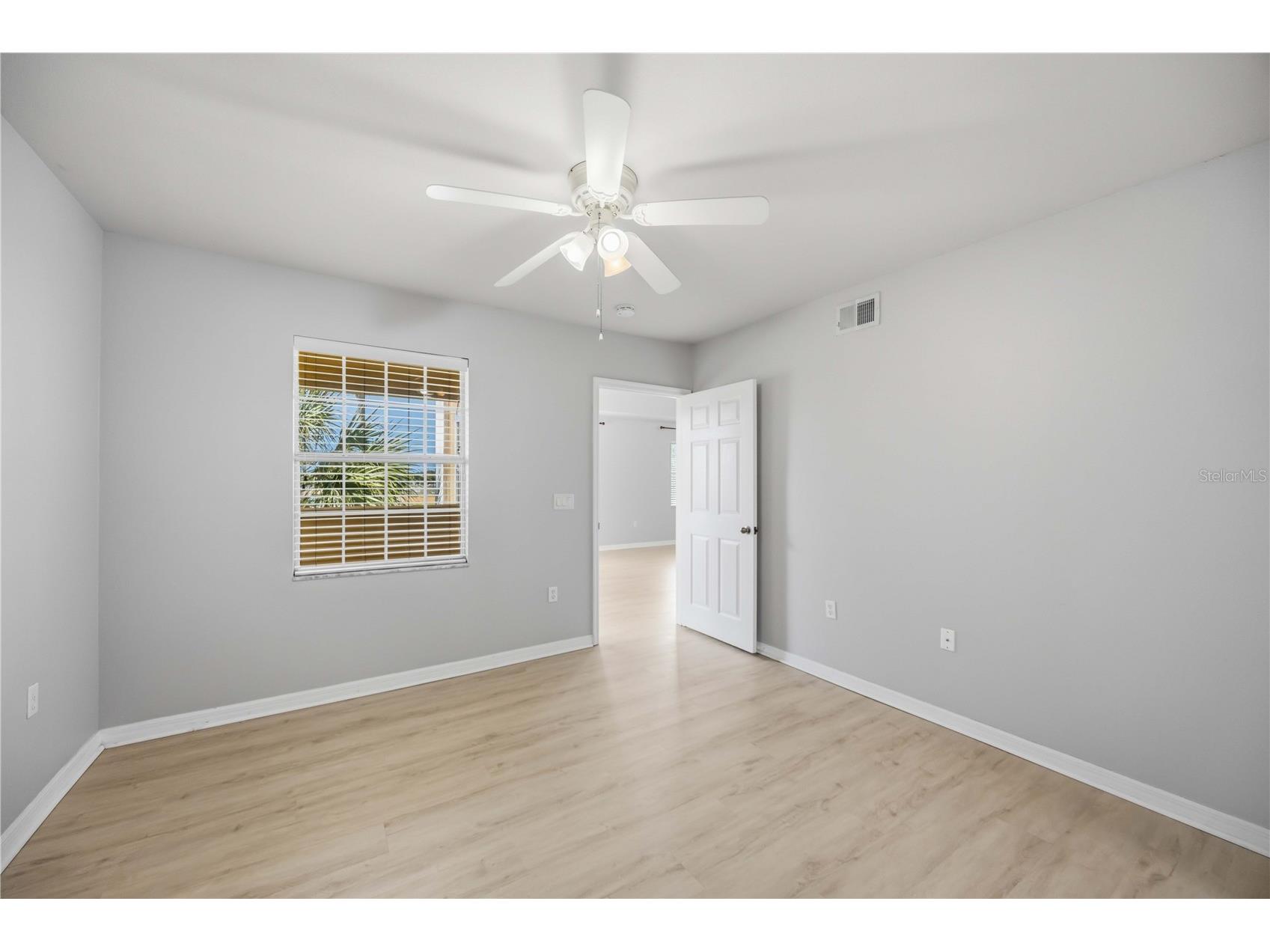 1195 Villagio Circle #208 Sarasota FL 34237 A4694899 image18