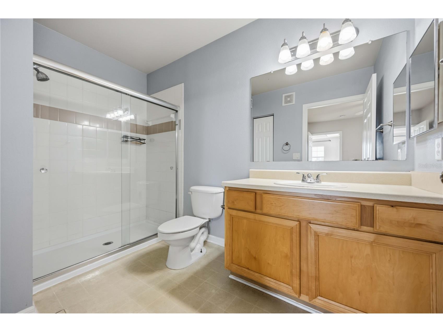 1195 Villagio Circle #208 Sarasota FL 34237 A4694899 image21