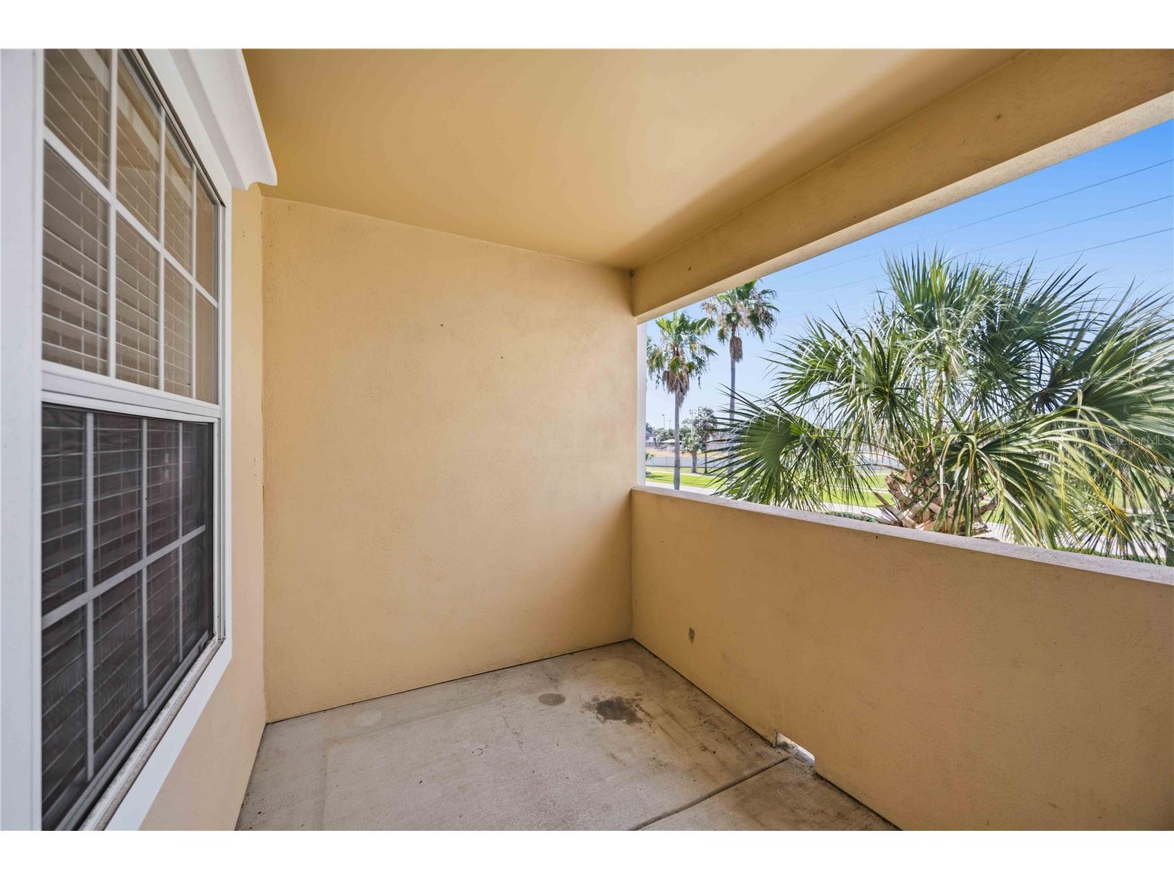 1195 Villagio Circle #208 Sarasota FL 34237 A4694899 image32