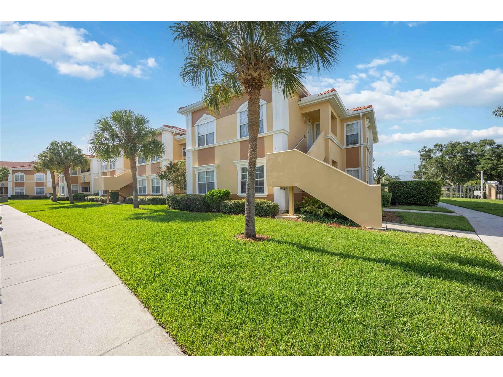1195 Villagio Circle #208 Sarasota FL 34237 A4694899 image35