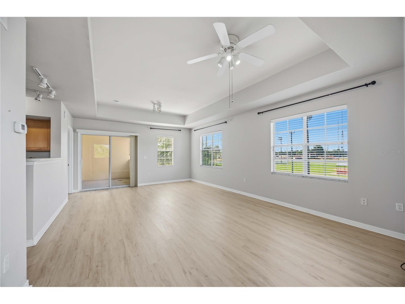 1195 Villagio Circle #208 Sarasota FL 34237 A4694899 image8