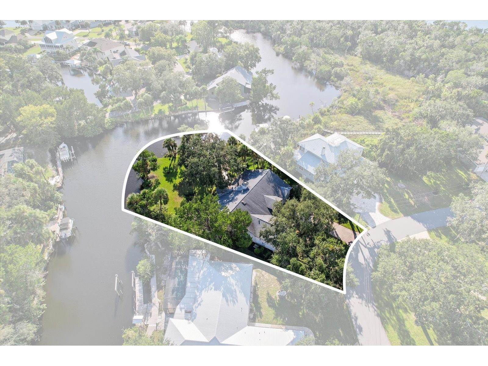 11950 W Waterway Drive Homosassa FL 34448 - HOMOSASSA RIVER TB8437111 image1