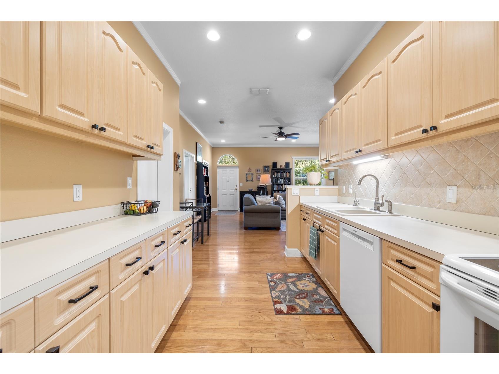 11951 Sheldon Road Tampa FL 33626 TB8472501 image19