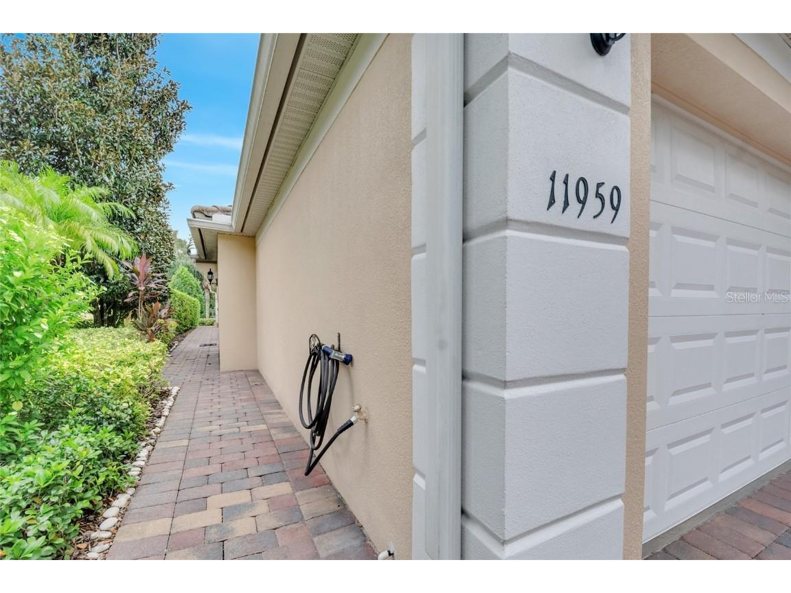 11959 Fiore Drive Orlando FL 32827 O6345155 image4