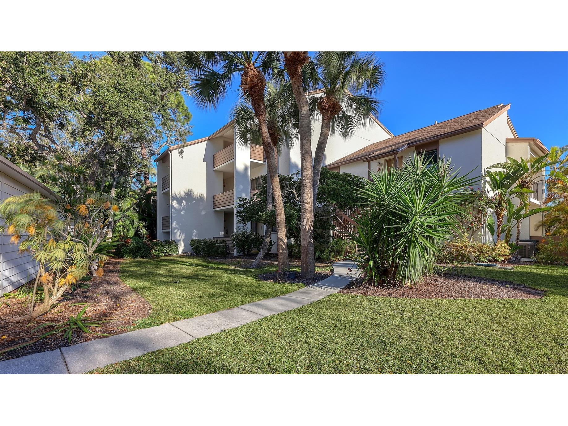1196 Bird Bay Way #310 Venice FL 34285 A4681636 image1
