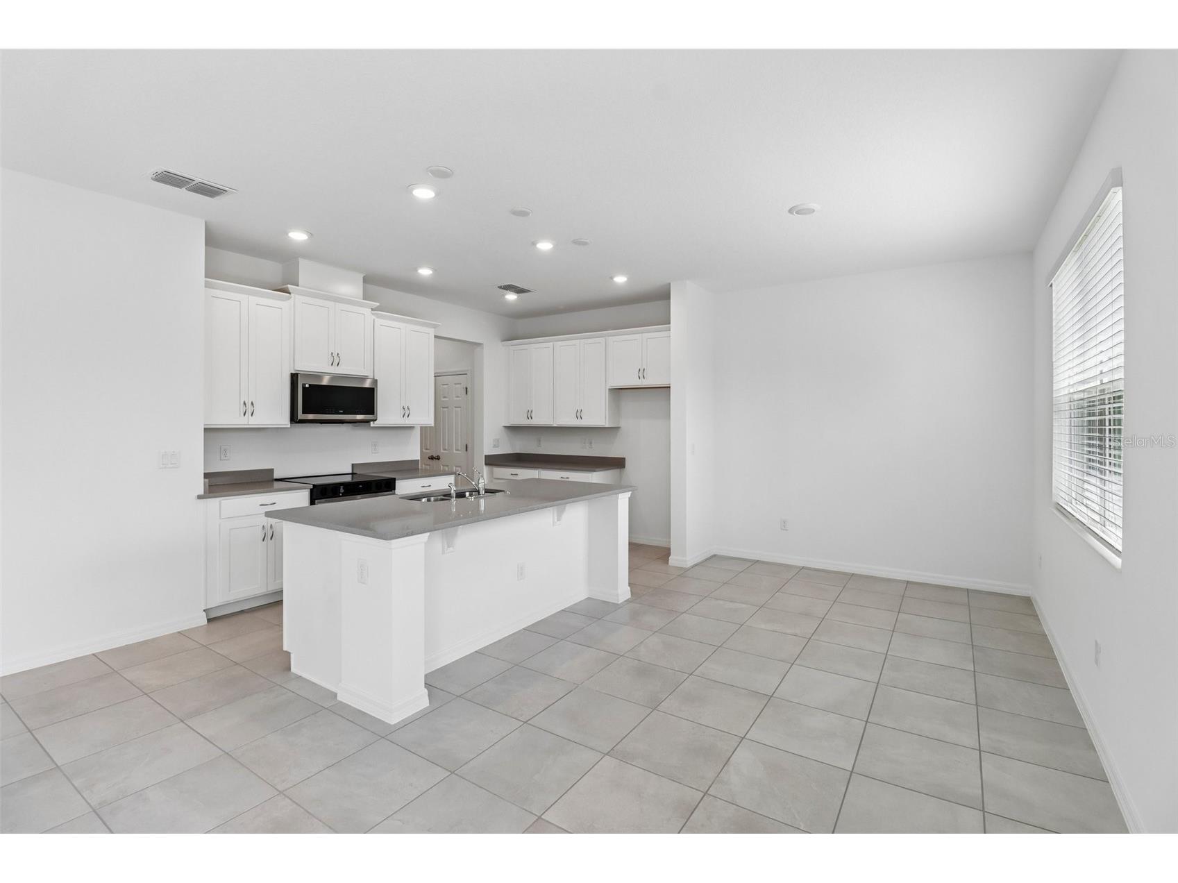 1196 Happy Forest Loop Deland FL 32720 O6390896 image10