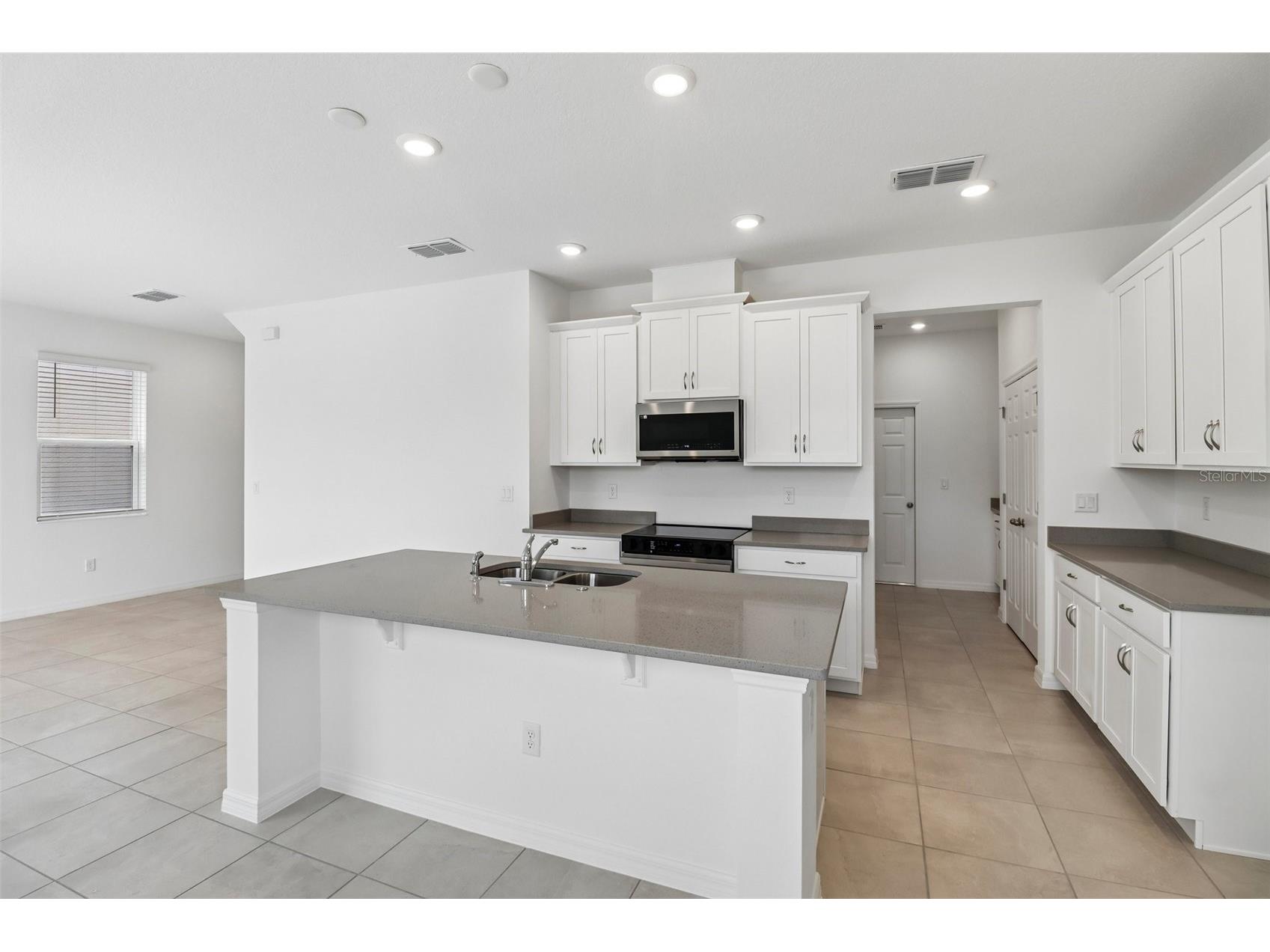 1196 Happy Forest Loop Deland FL 32720 O6390896 image13