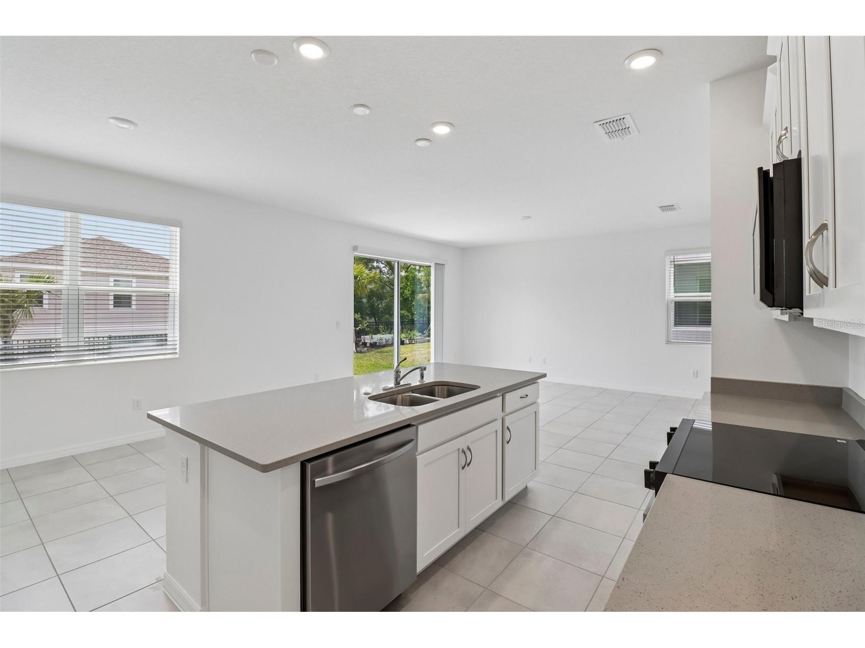 1196 Happy Forest Loop Deland FL 32720 O6390896 image15