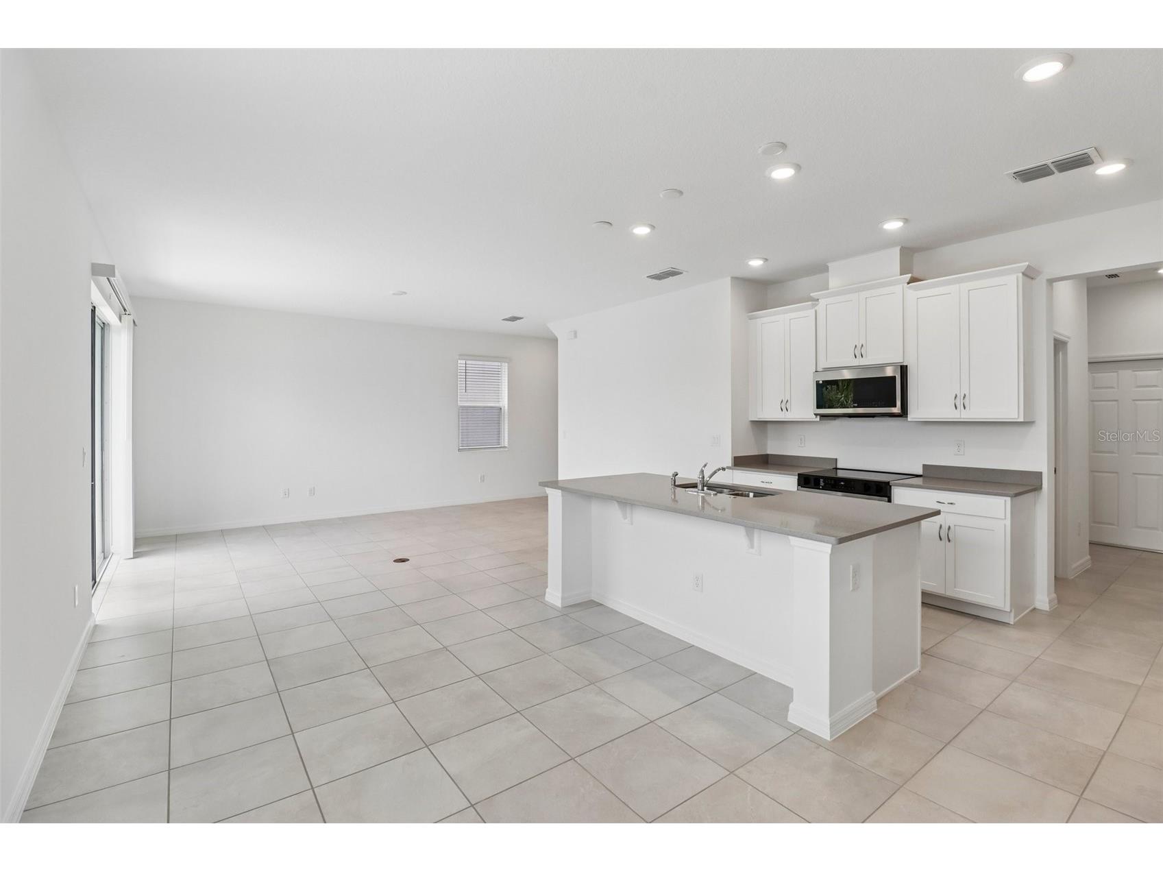 1196 Happy Forest Loop Deland FL 32720 O6390896 image9