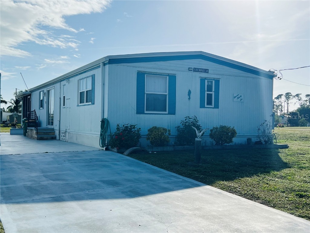 1196 Seahorse Lane Englewood FL 34224 C7486180 image1