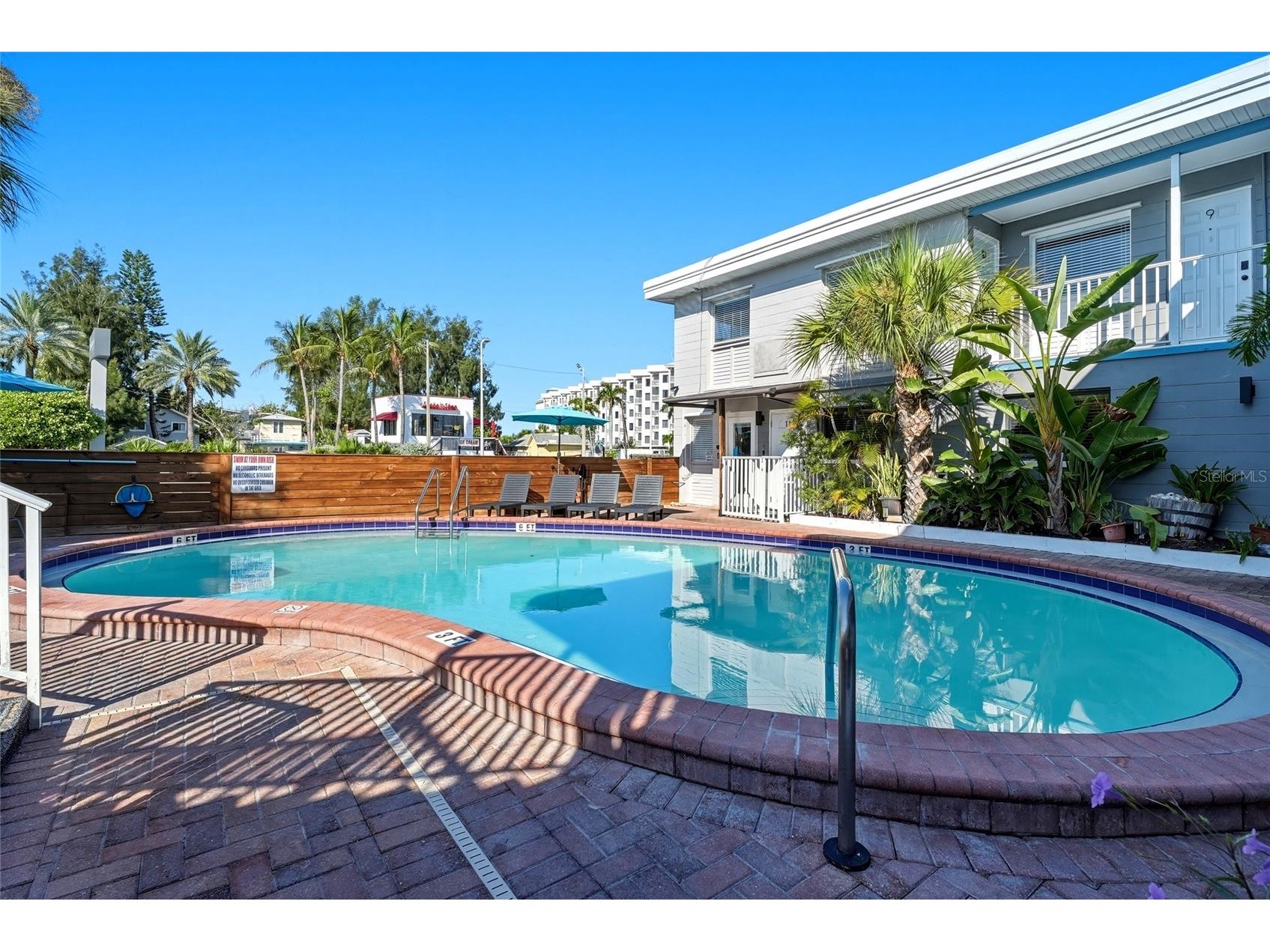 11965 Gulf Boulevard Saint Petersburg FL 33706 TB8523225 image11