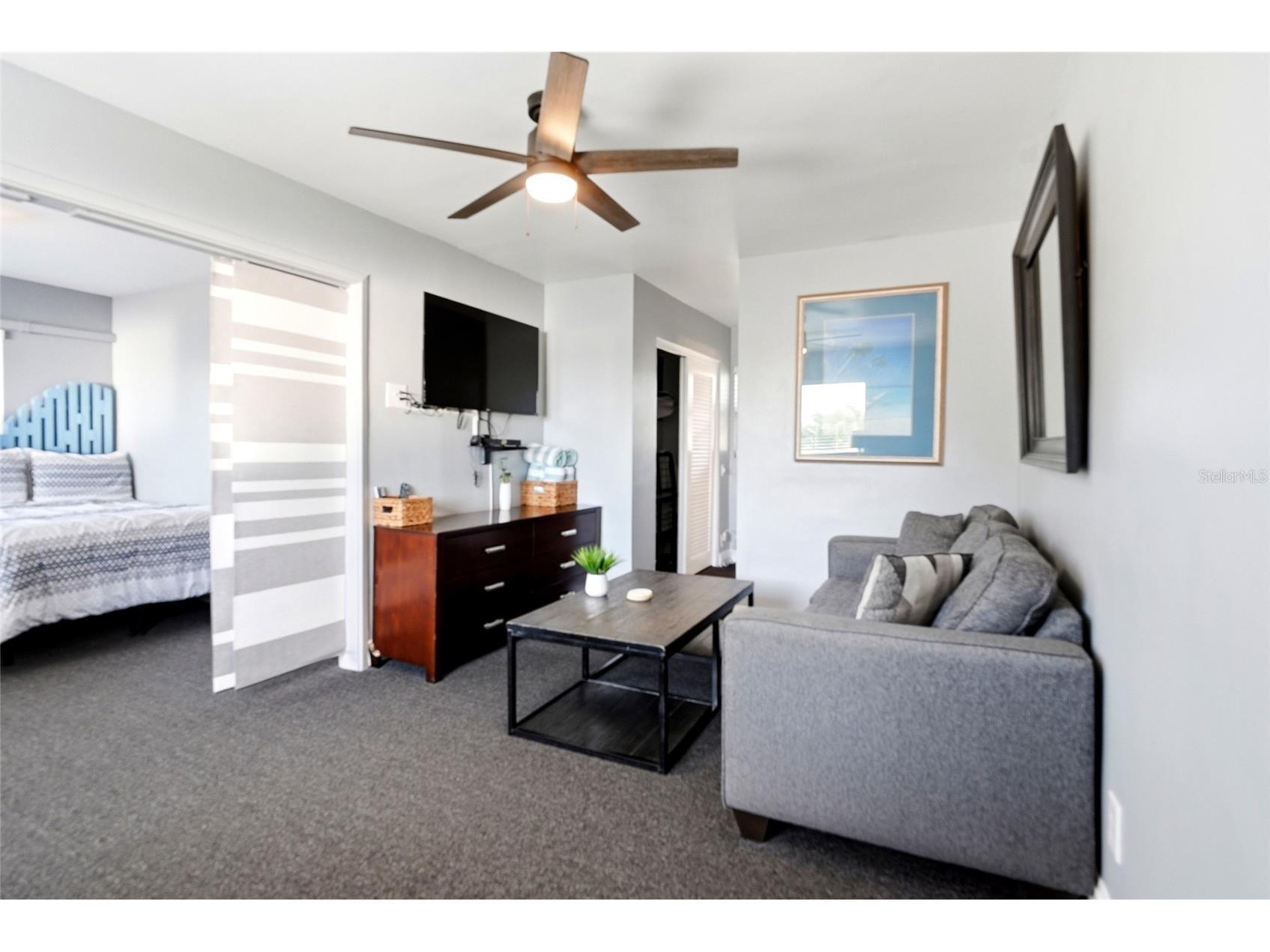 11965 Gulf Boulevard Saint Petersburg FL 33706 TB8523225 image48