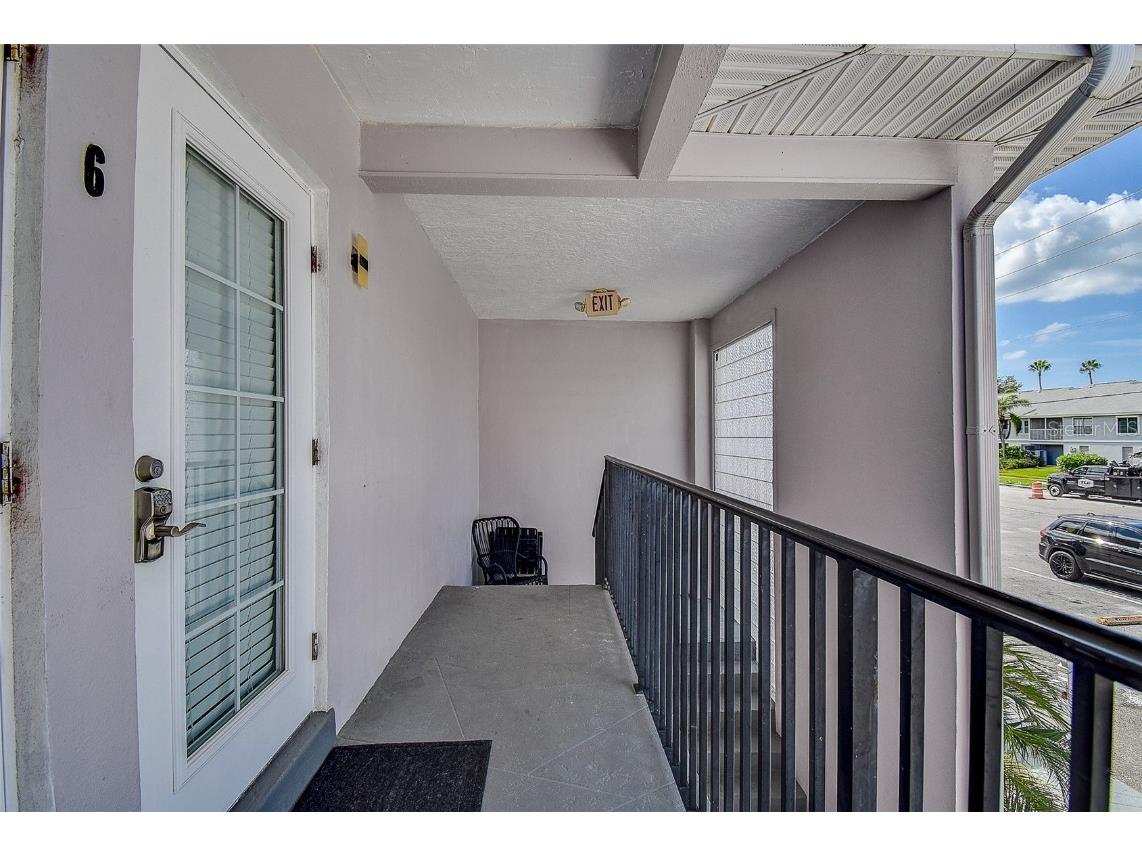 11975 3rd Street E #6 Treasure Island FL 33706 TB8434432 image5