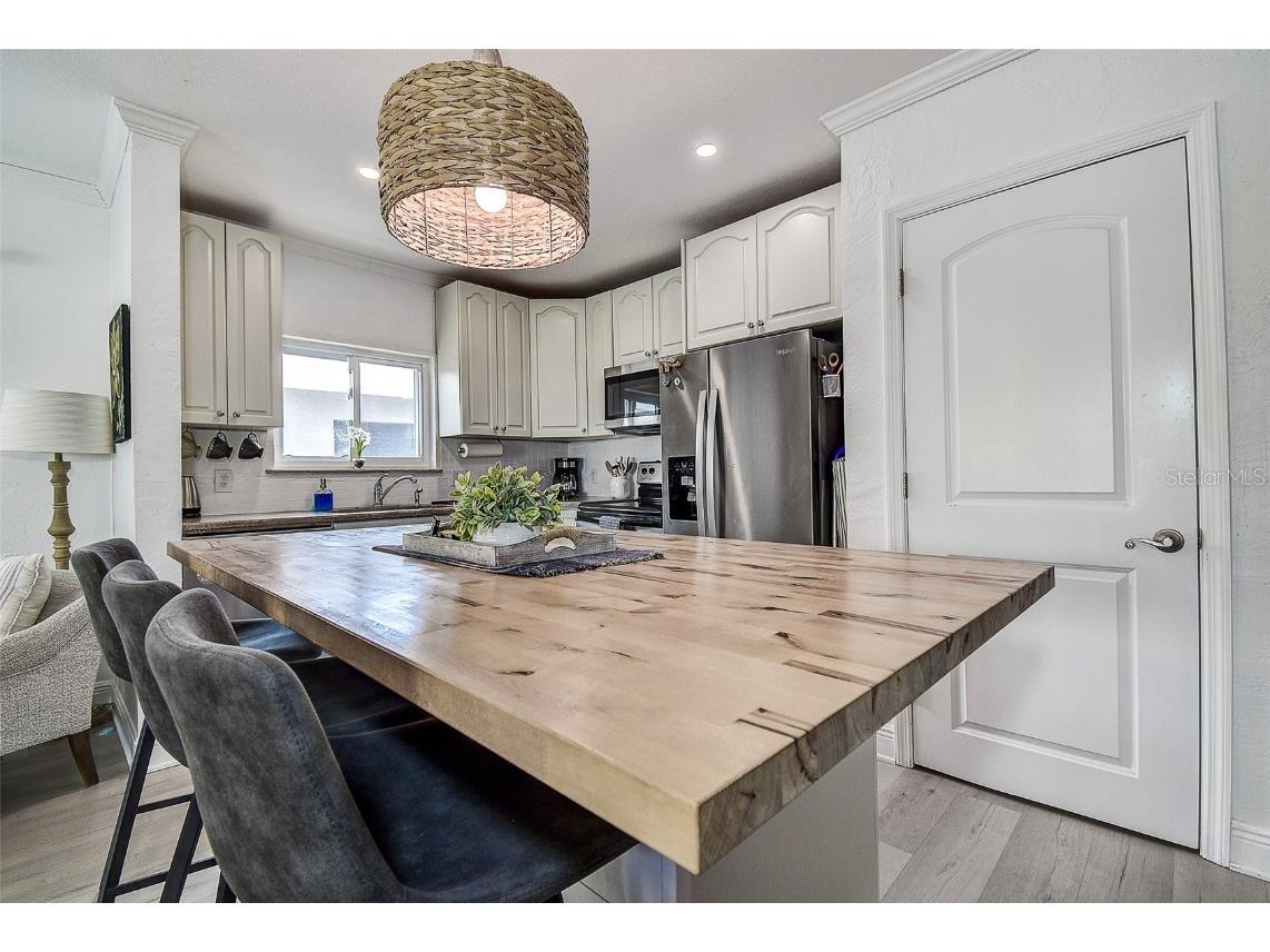 11975 3rd Street E #6 Treasure Island FL 33706 TB8434432 image9