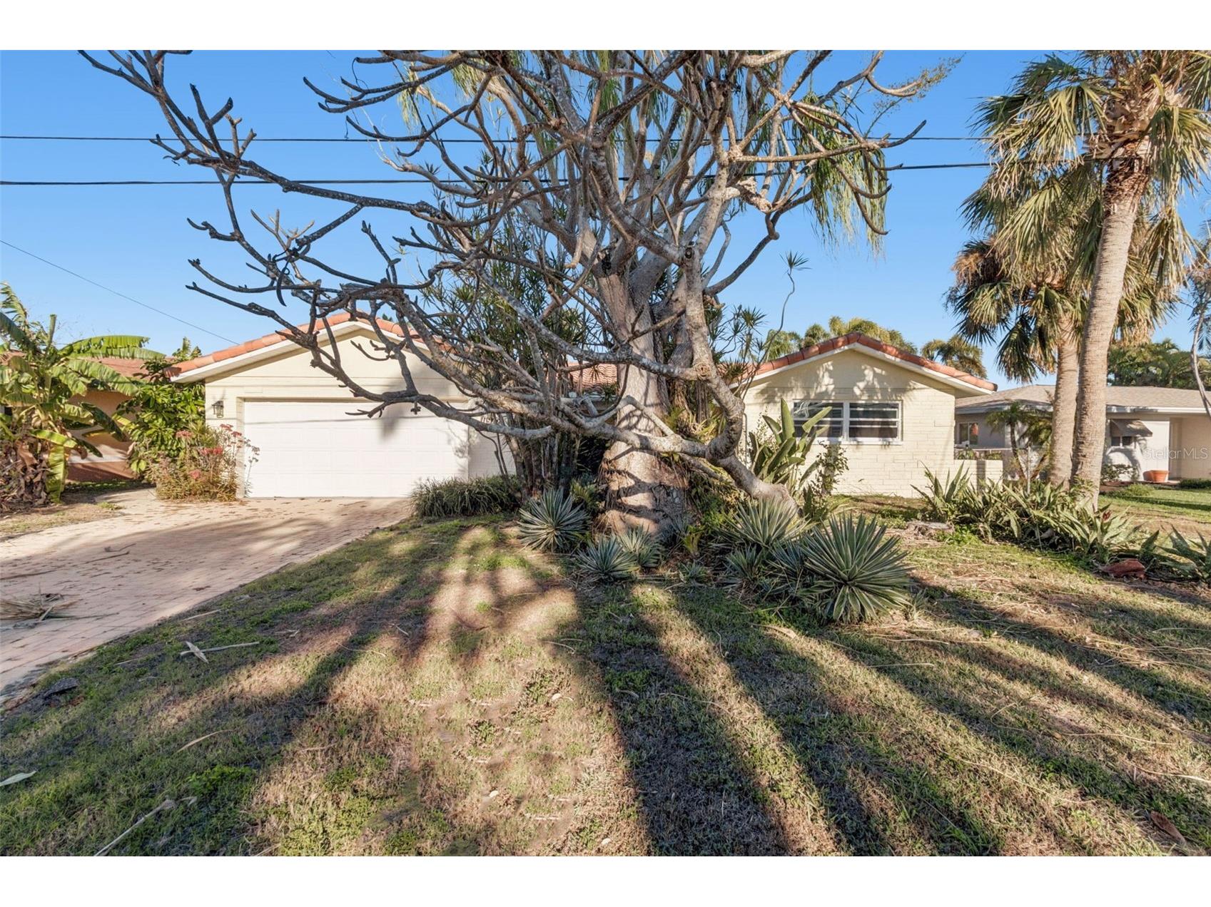 11975 4th Street E Treasure Island FL 33706 TB8465411 image1