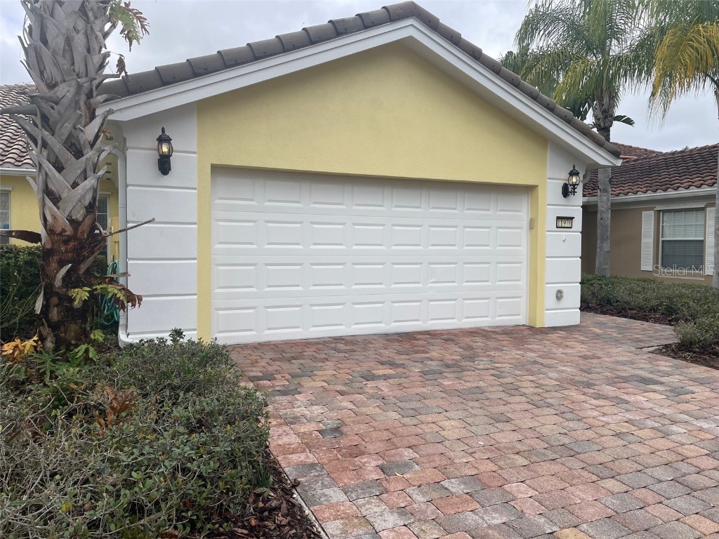 11976 Kajetan Lane Orlando FL 32827 O6180648 image1