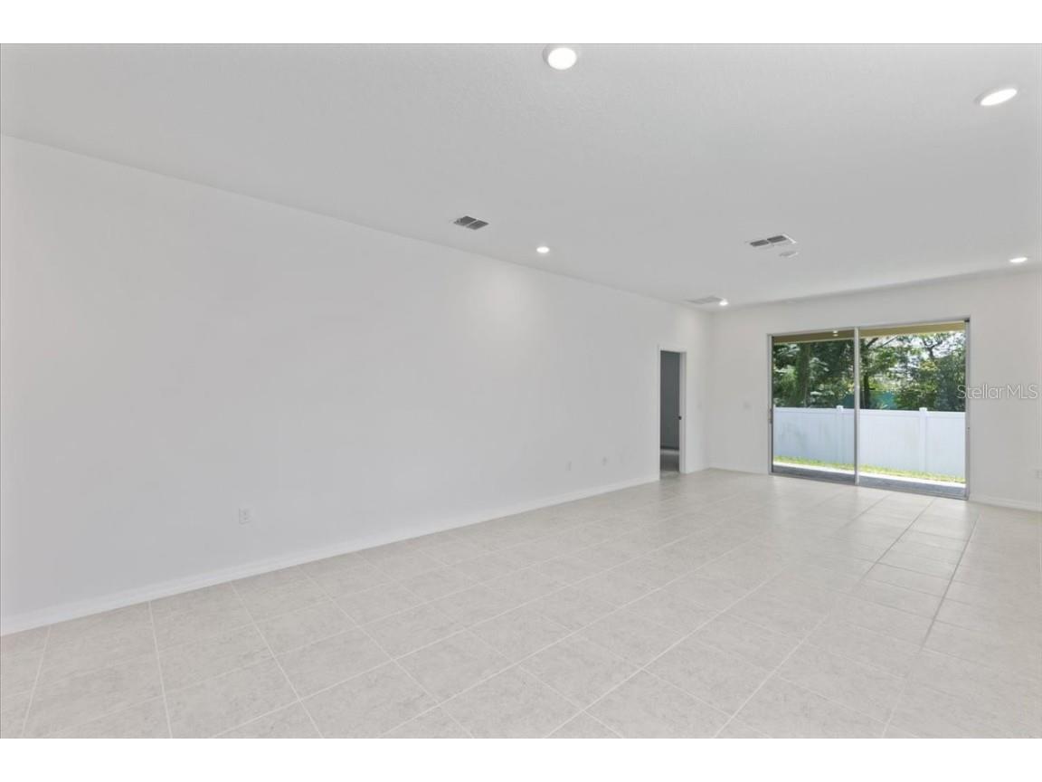 1198 Atlantic Avenue Fruitland Park FL 34731 O6317602 image13