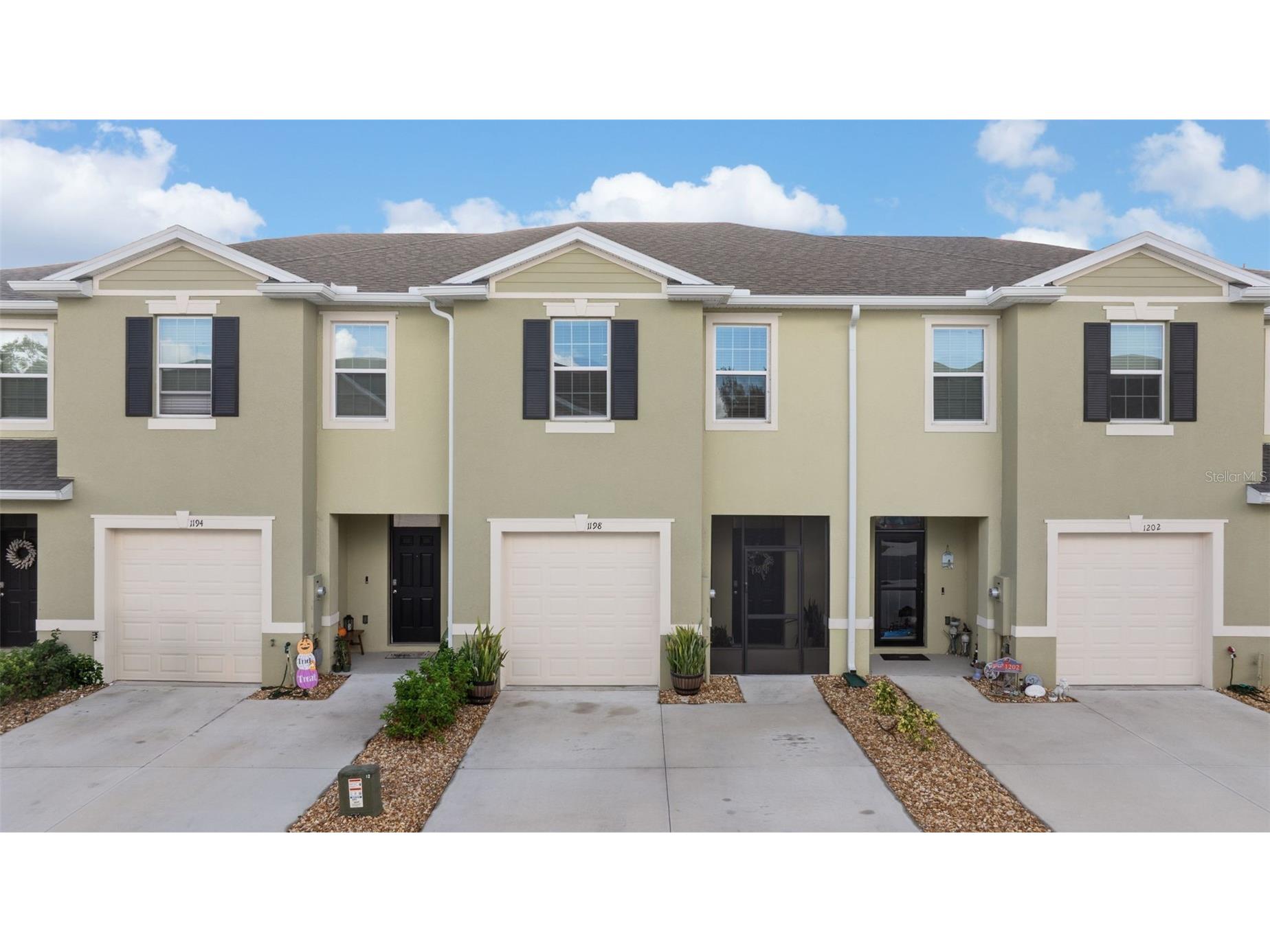 1198 Lido Drive Howey In The Hills FL 34737 O6357119 image1