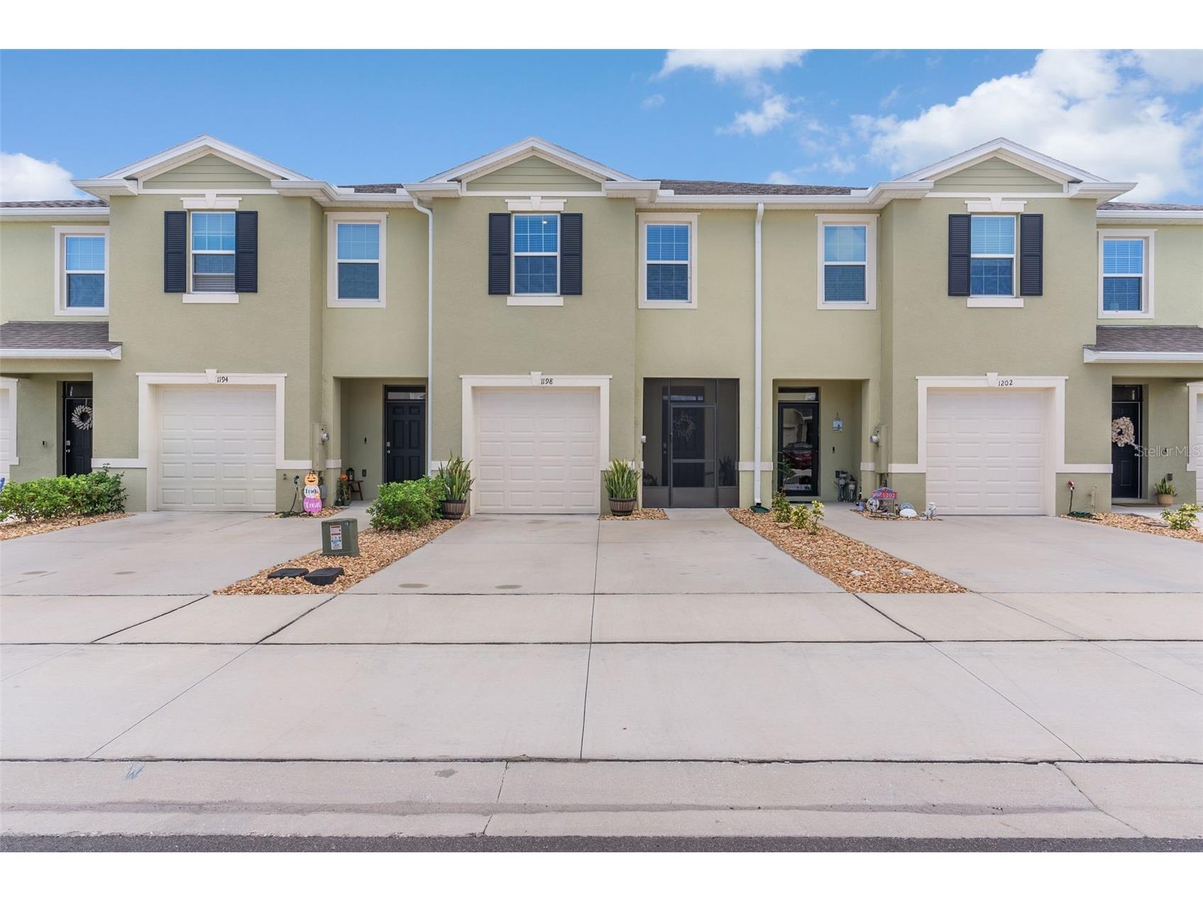 1198 Lido Drive Howey In The Hills FL 34737 O6357119 image2