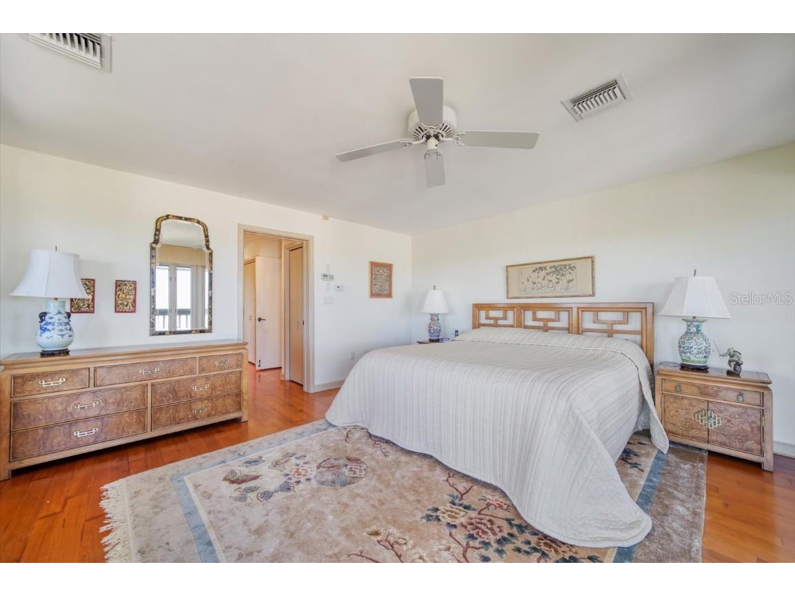 1198 Mandalay Point Clearwater FL 33767 - CLWTR HARBOR & GULF OF MEXICO U8231430 image18