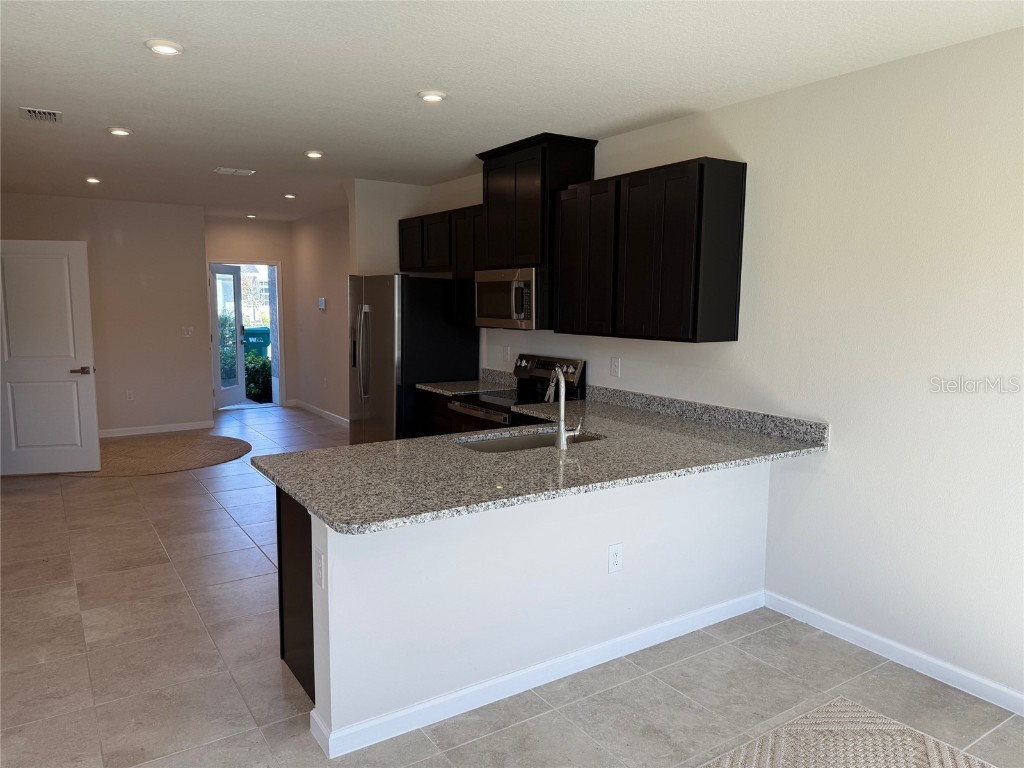 1198 Port Blue Way Lady Lake FL 32159 OM713582 image4