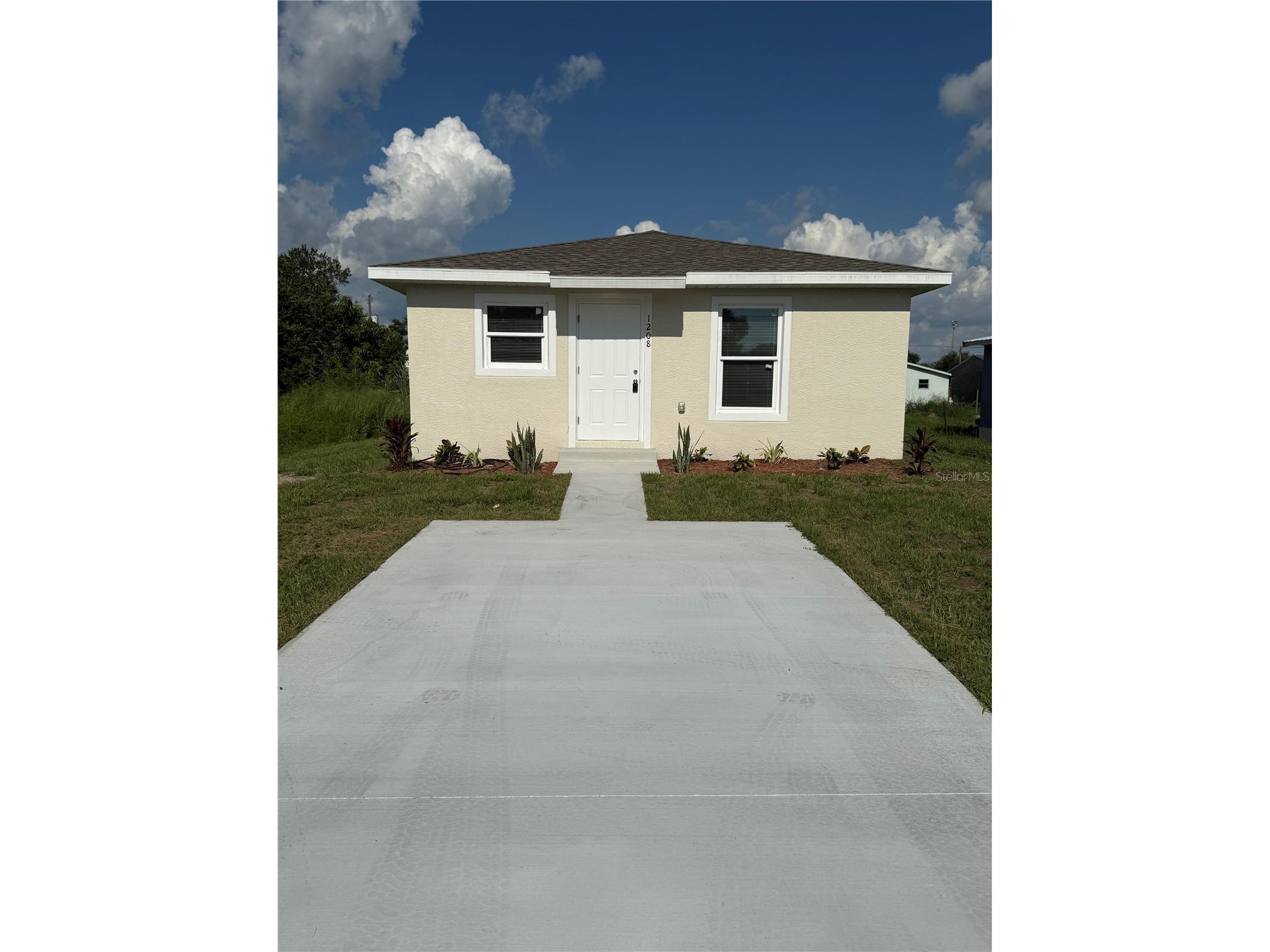 1198 SE Mills Avenue Arcadia FL 34266 A4670743 image1