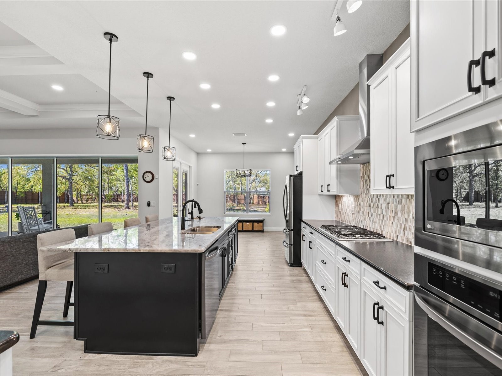 11981 Robina Road Weeki Wachee FL 34614 W7884999 image12